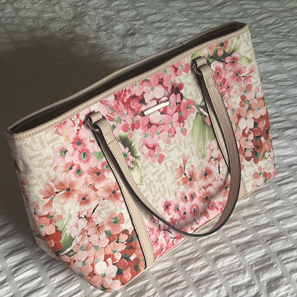 Dana Buckman Floral shoulder bag